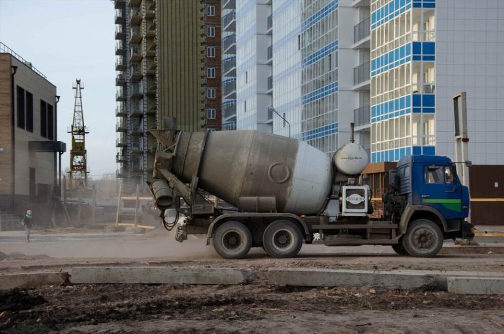 czym czyscic plyty betonowe